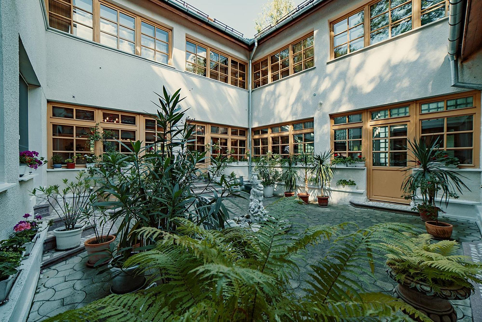 Alba By Akasha Retreat Lodge